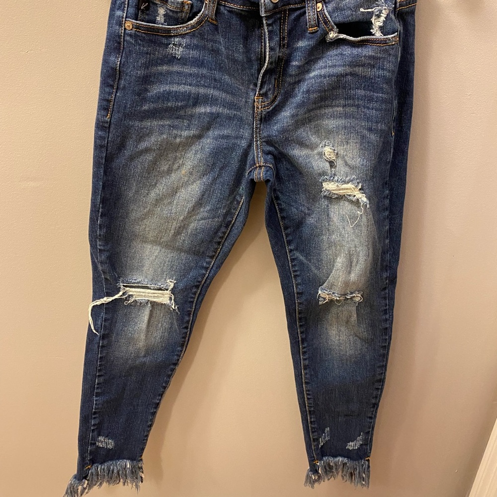 KanCan distressed jeans size 5/26 ankle length